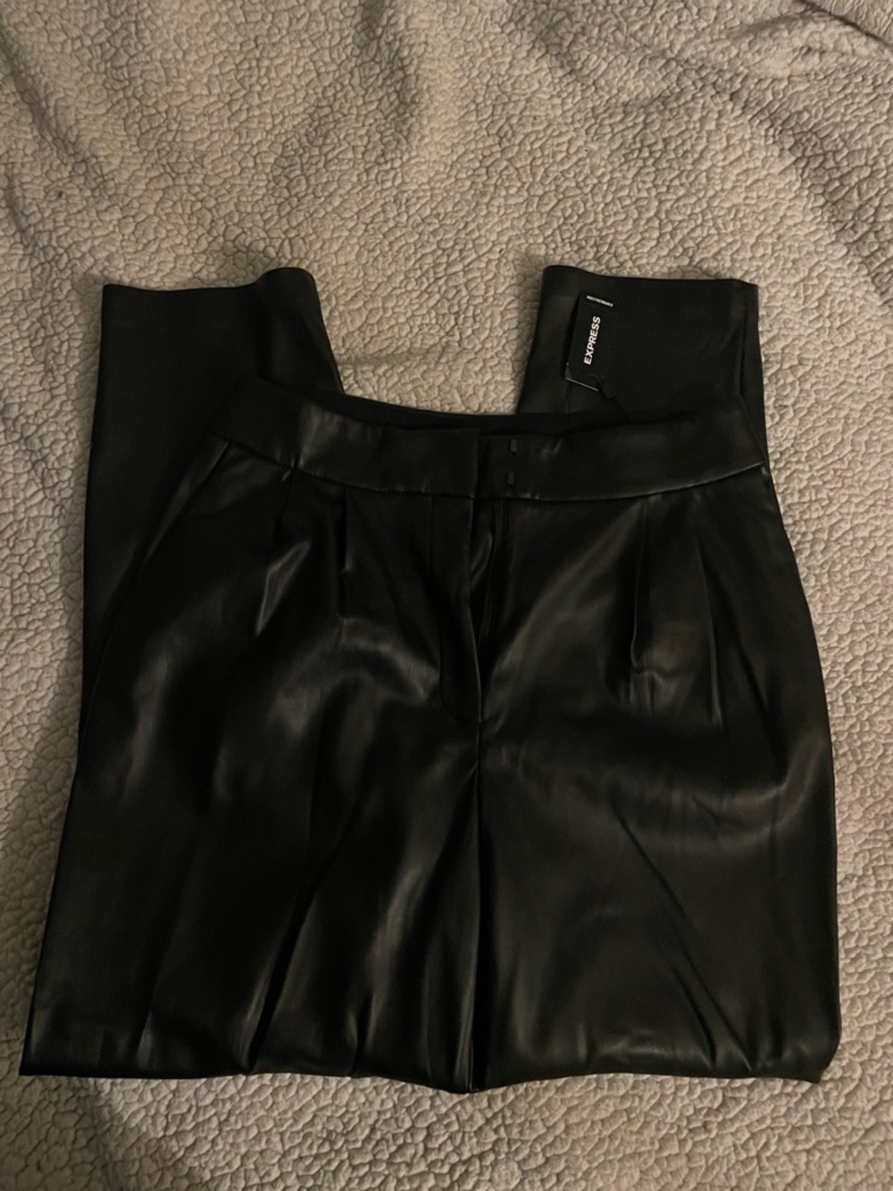 NWT Express High-Rise Faux Leather Tapered Pants - Black - Picture 4 of 4